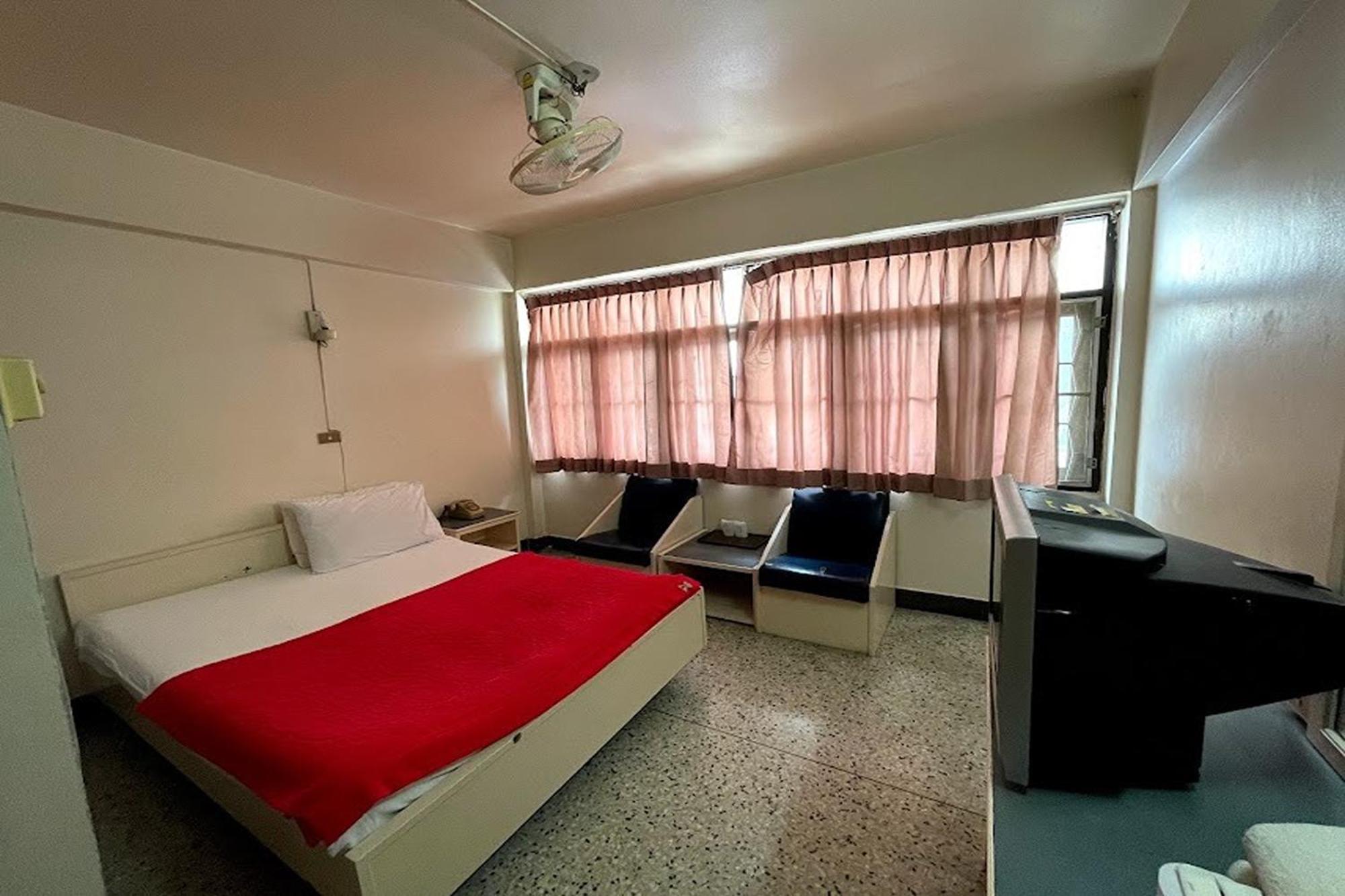 Khelang Nakorn Hotel Lampang Bagian luar foto