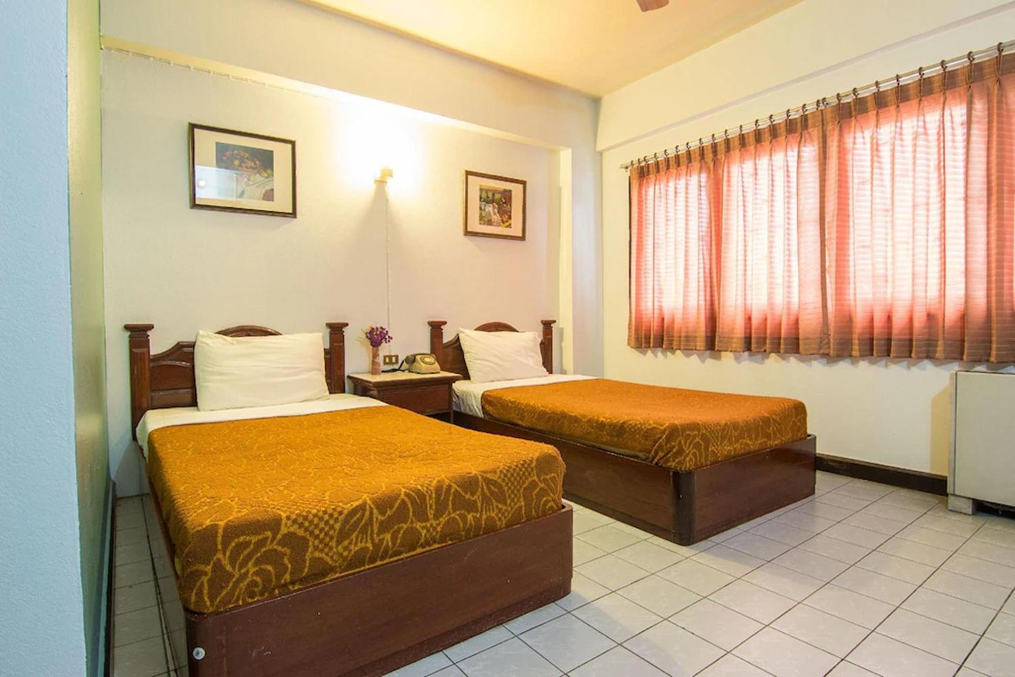 Khelang Nakorn Hotel Lampang Bagian luar foto